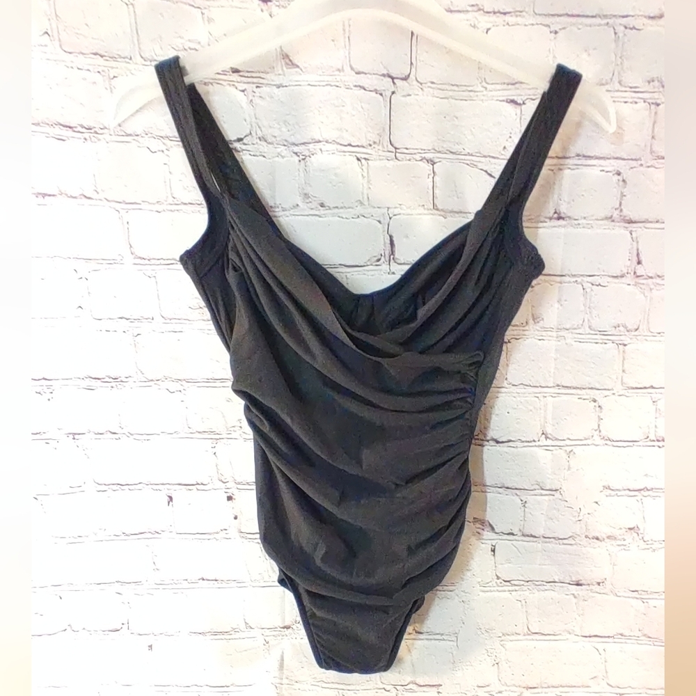 Miraclesuit Swimsuit Black Draper Underwire Bra One Piece 10